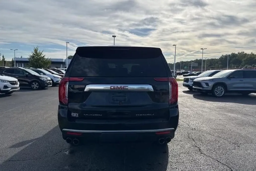 2023 Gmc Yukon Denali photo 1