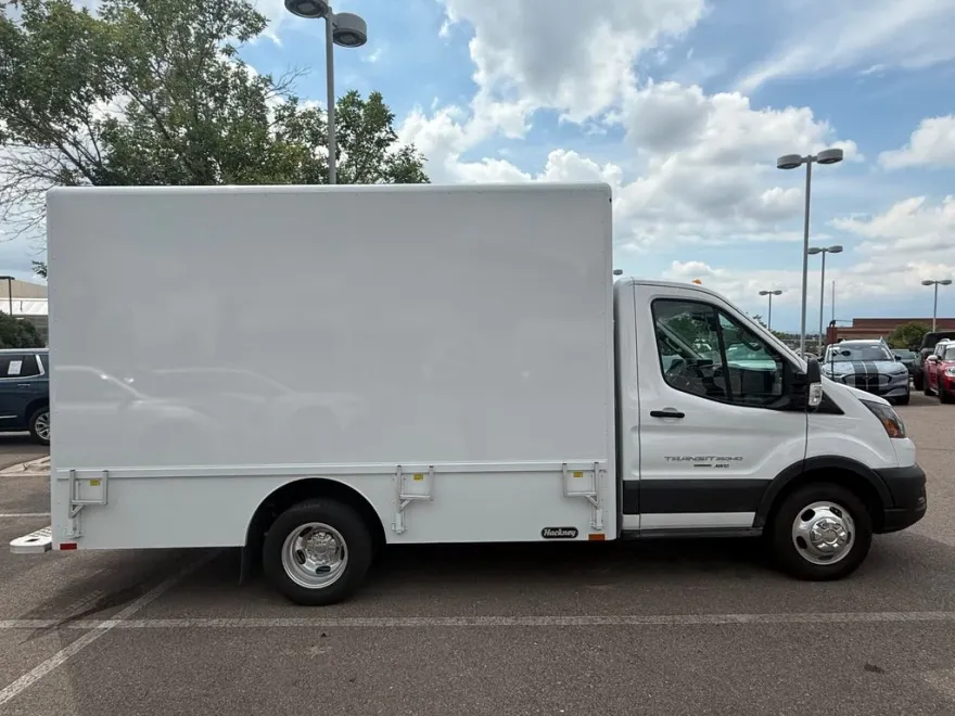 2025 Ford Transit photo 1