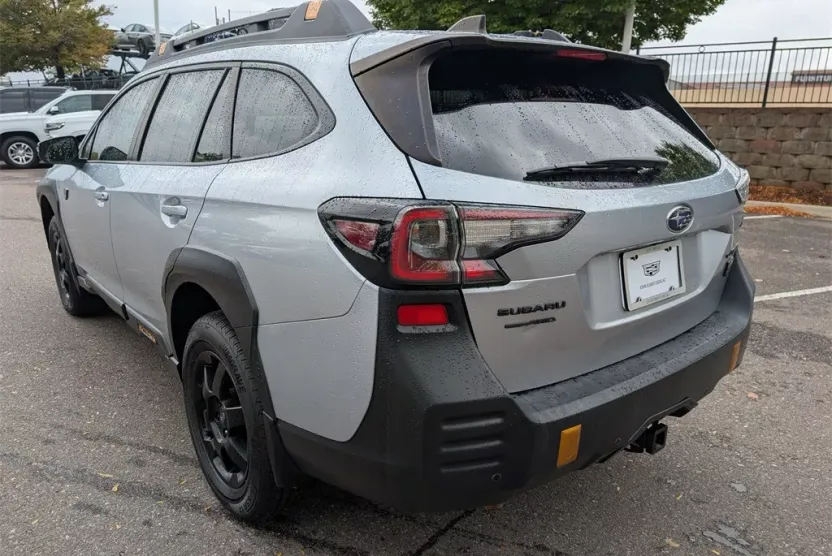 2022 Subaru Outback Wilderness photo 1