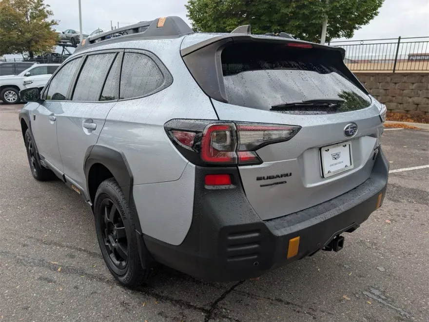 2022 Subaru Outback Wilderness photo 1
