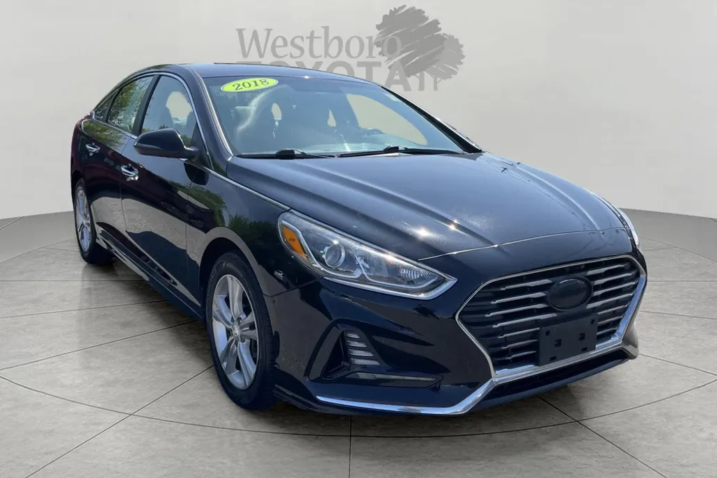 2018 Hyundai Sonata SEL photo 1