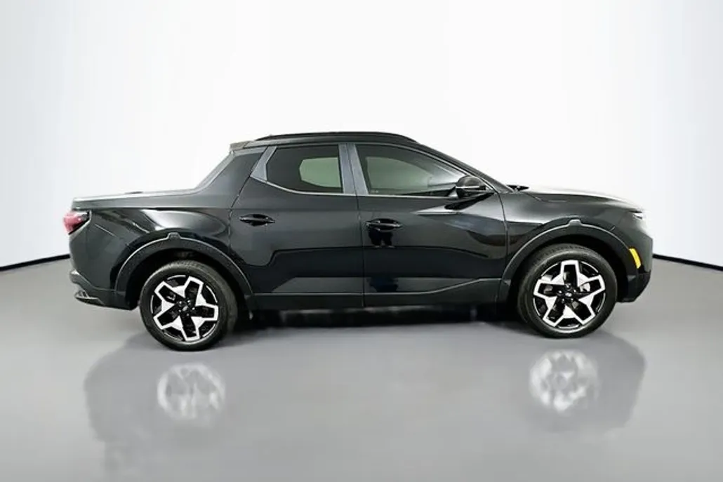 2022 Hyundai Santa Cruz Limited photo 1