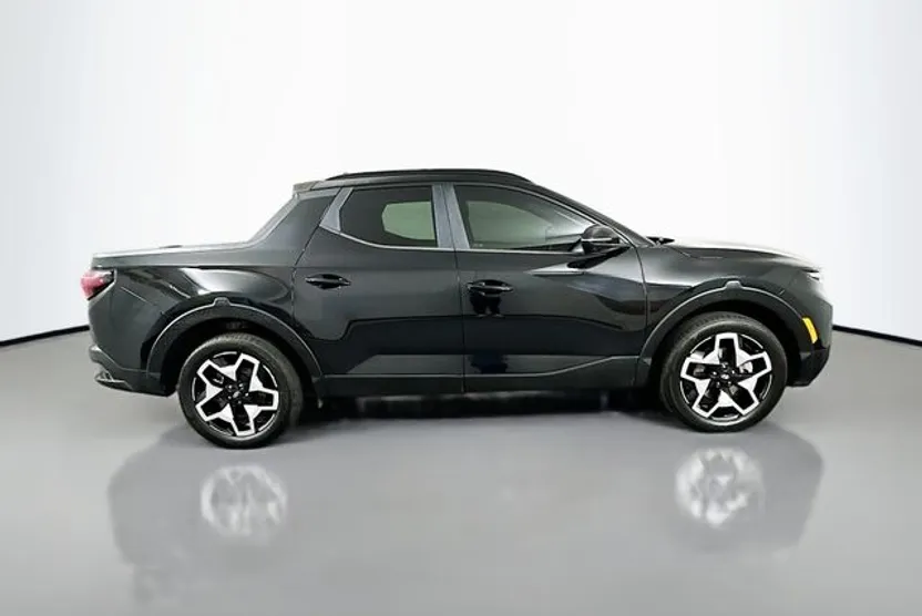 2022 Hyundai Santa Cruz Limited photo 1