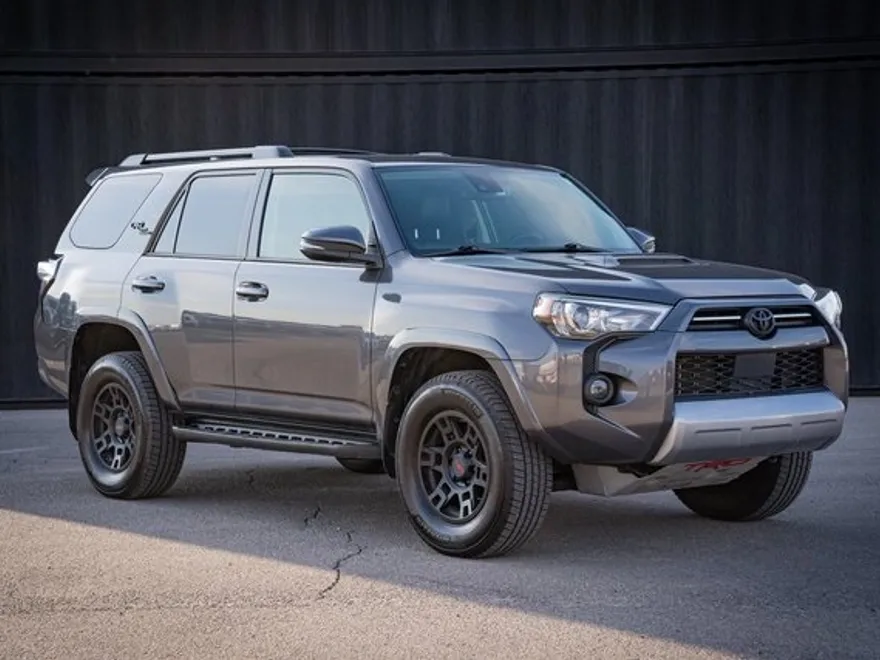 2021 Toyota 4Runner TRD Off-Road Premium photo 1