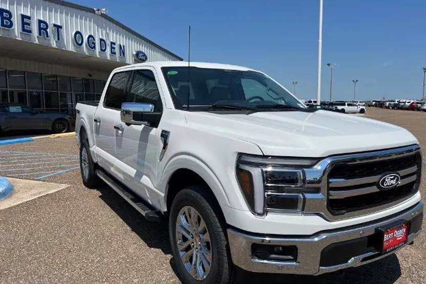 2025 Ford F-150 Lariat photo 1