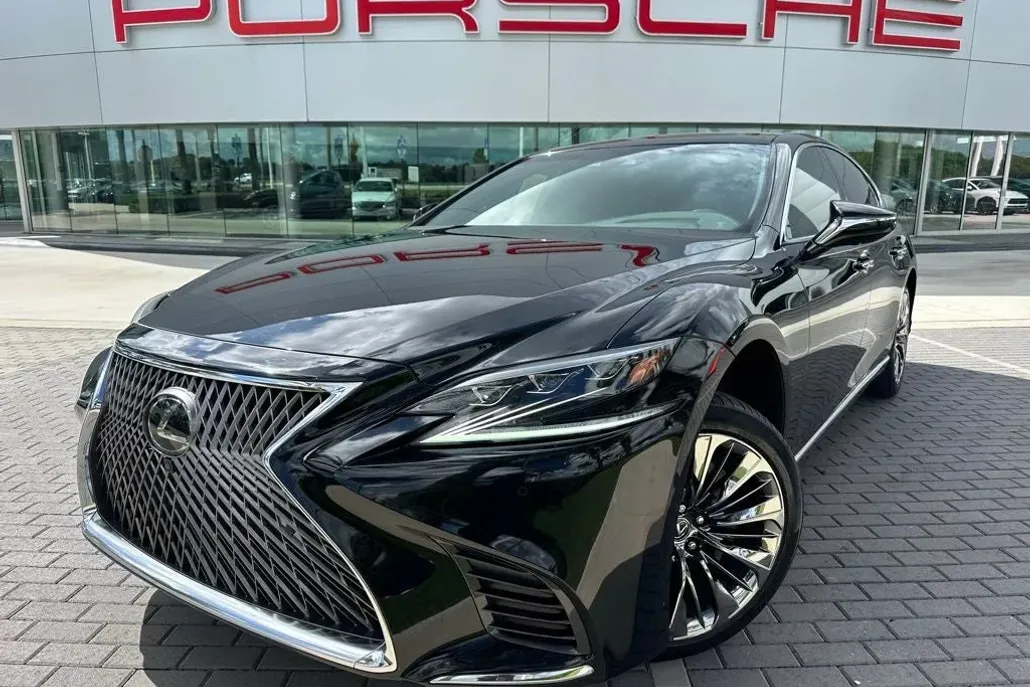 2018 Lexus LS 500 photo 1