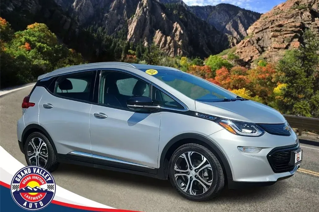 2020 Chevrolet Bolt EV Premier photo 1