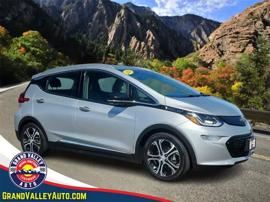 2020 Chevrolet Bolt EV Premier photo 1
