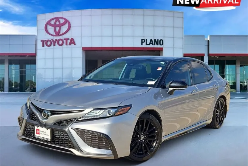 2022 Toyota Camry XSE photo 1