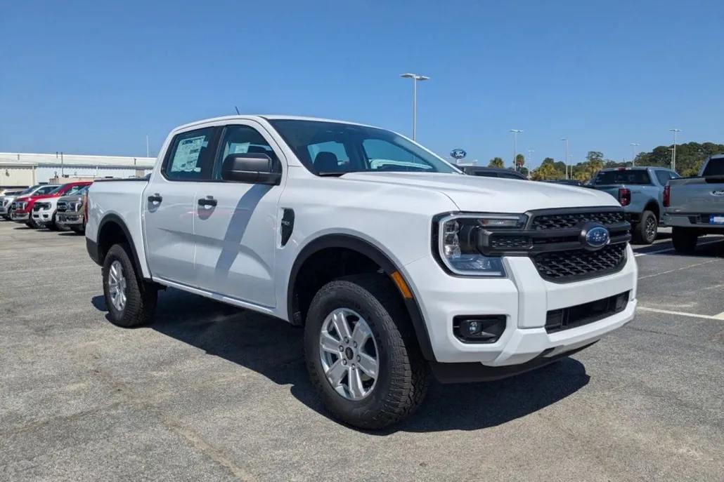 2025 Ford Ranger XL photo 1