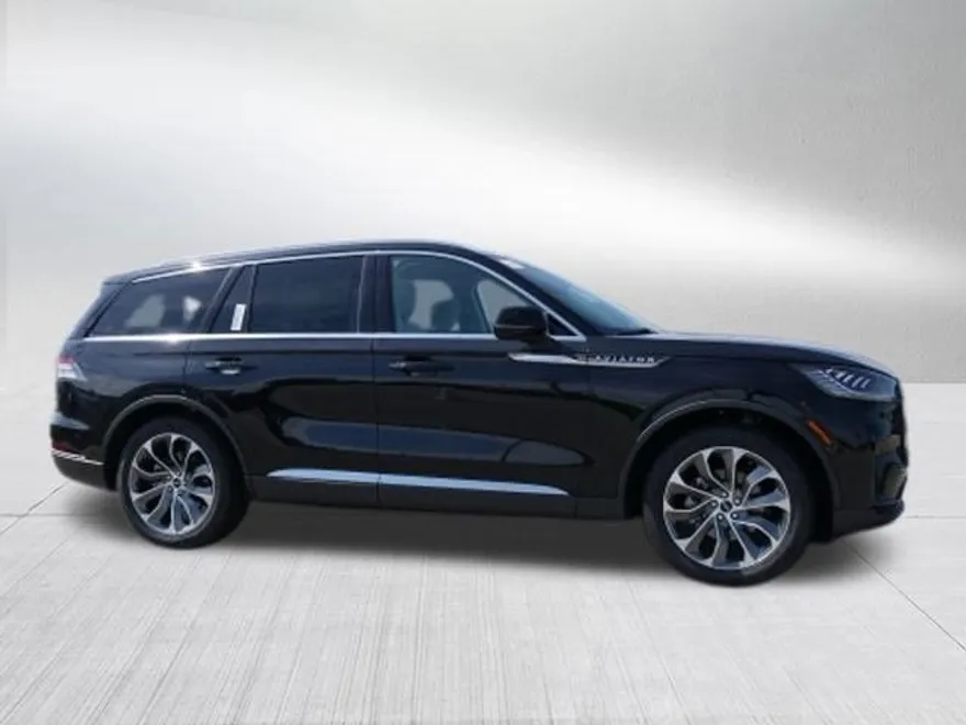 2025 Lincoln Aviator Premiere photo 1