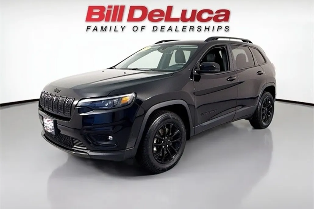 2023 Jeep Cherokee Altitude photo 1