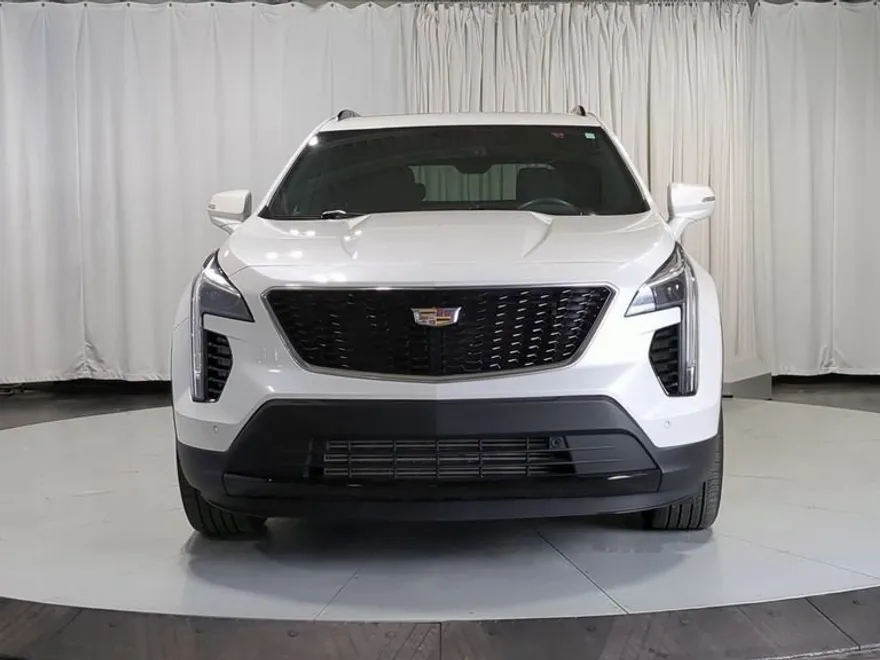 2023 Cadillac XT4 Sport photo 1