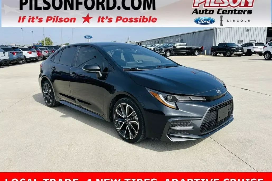 2021 Toyota Corolla SE photo 1