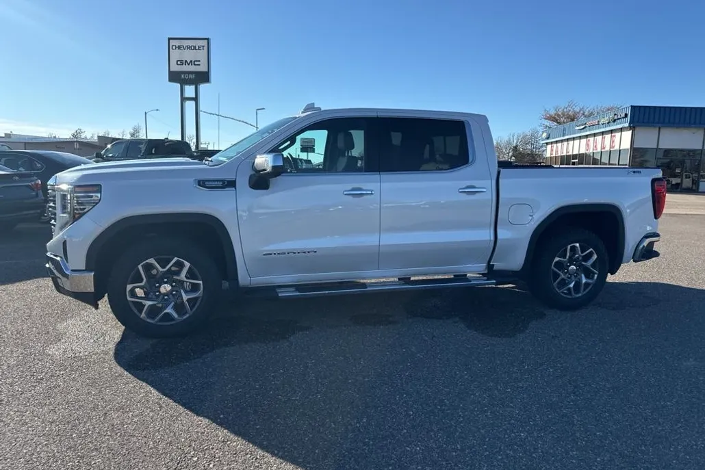 2023 Gmc Sierra 1500 SLT photo 1