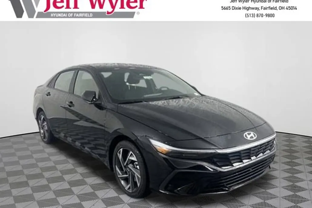 2025 Hyundai Elantra SEL Sport photo 1