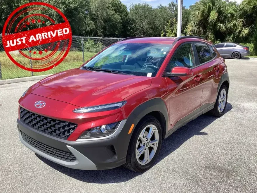2023 Hyundai Kona SEL photo 1