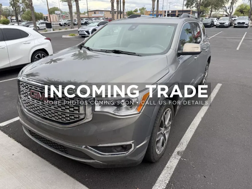 2019 Gmc Acadia Denali photo 1