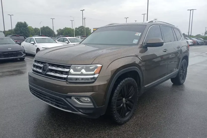 2019 Volkswagen Atlas V6 SEL Premium photo 1