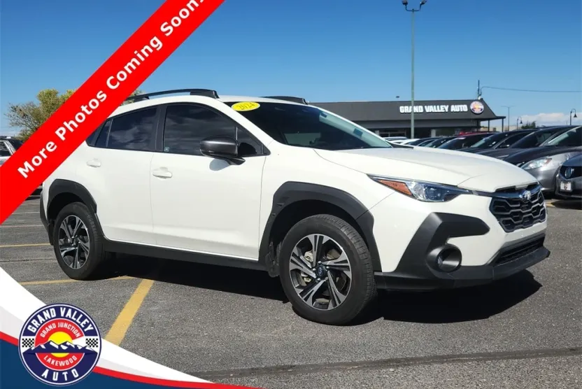 2024 Subaru Crosstrek Premium photo 1