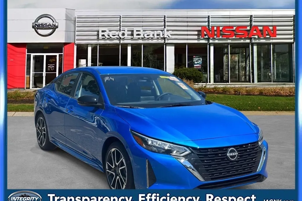 2025 Nissan Sentra SR photo 1