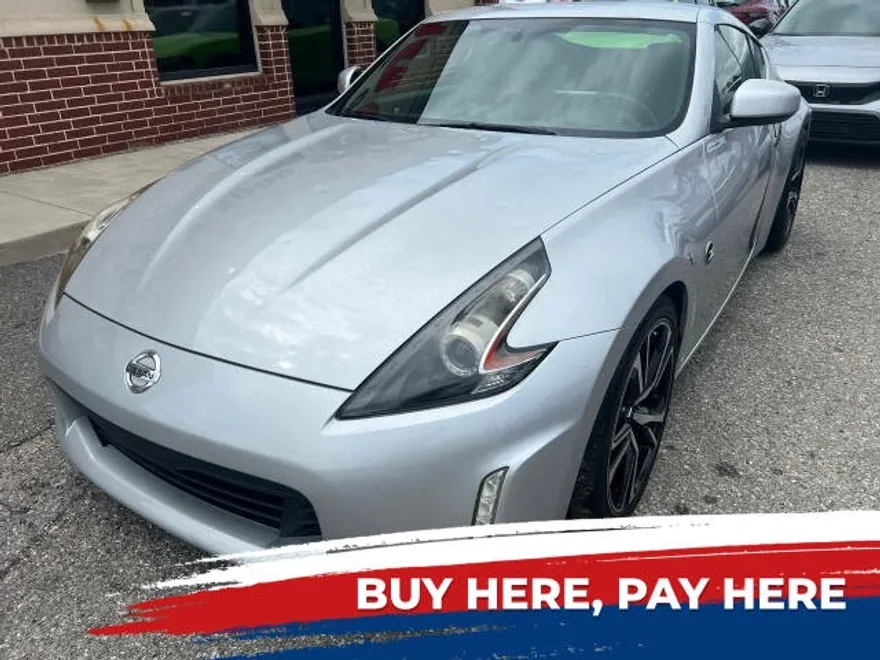 2019 Nissan 370Z Sport Touring photo 1