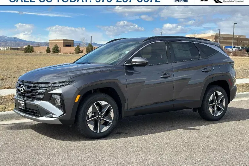 2025 Hyundai Tucson Hybrid Limited photo 1