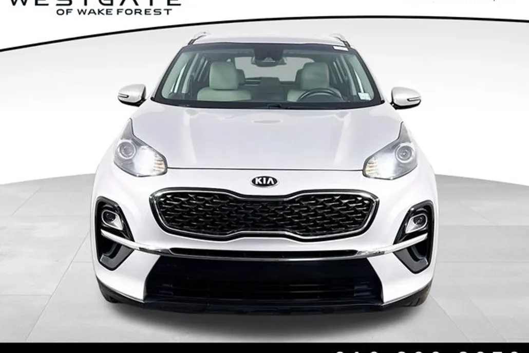 2020 Kia Sportage EX photo 1