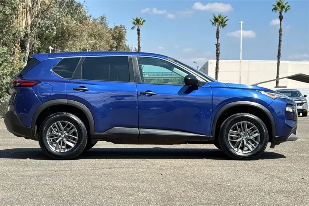 2023 Nissan Rogue S photo 1