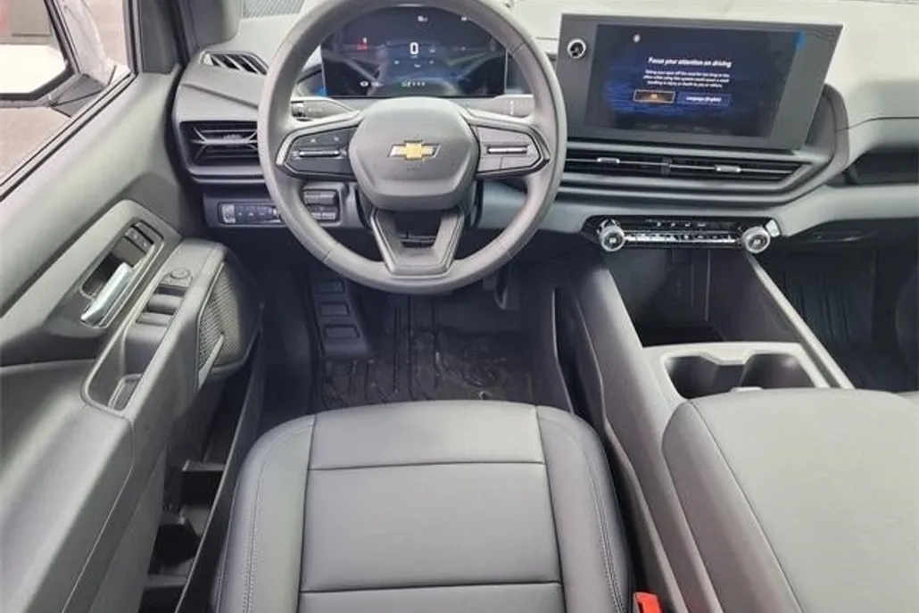 2024 Chevrolet Silverado EV Work Truck photo 1