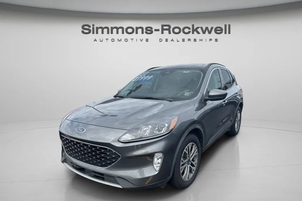 2022 Ford Escape SEL photo 1