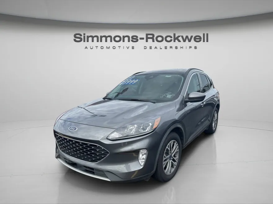 2022 Ford Escape SEL photo 1