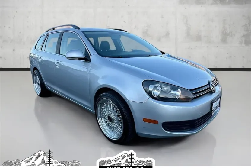 2014 Volkswagen Jetta SportWagen TDI photo 1