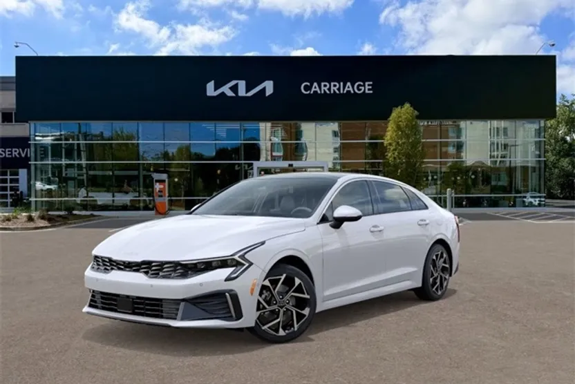 2025 Kia K5 EX photo 1