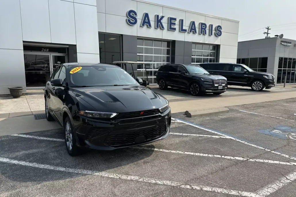 2024 Dodge Hornet R/T photo 1