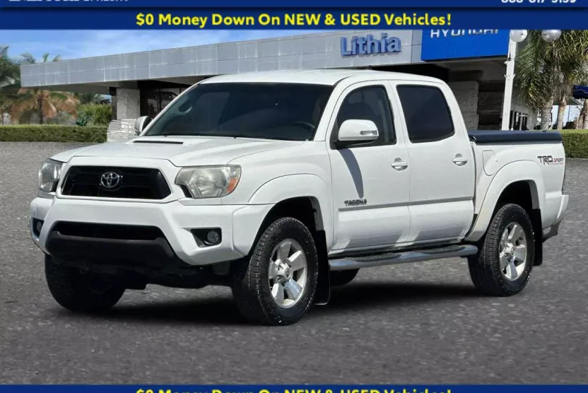 2014 Toyota Tacoma PreRunner V6 photo 1