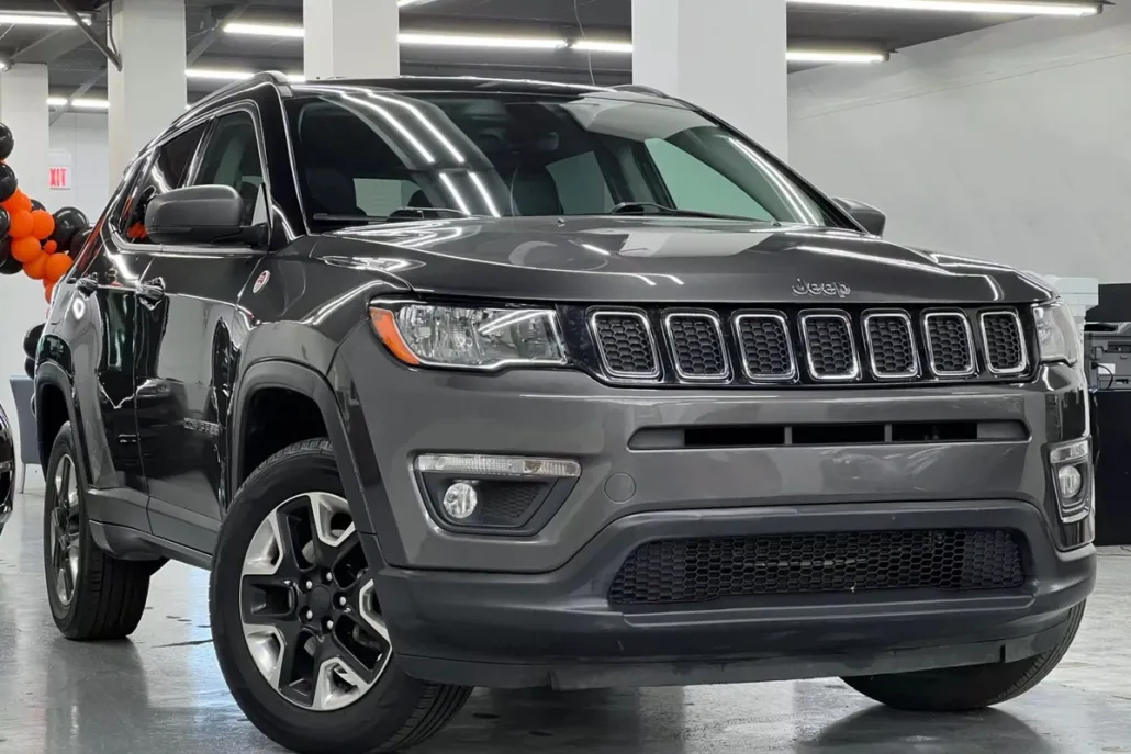 2018 Jeep Compass Trailhawk Sport photo 1