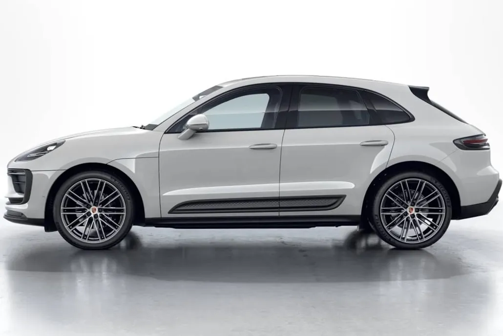 2026 Porsche Macan Base photo 1