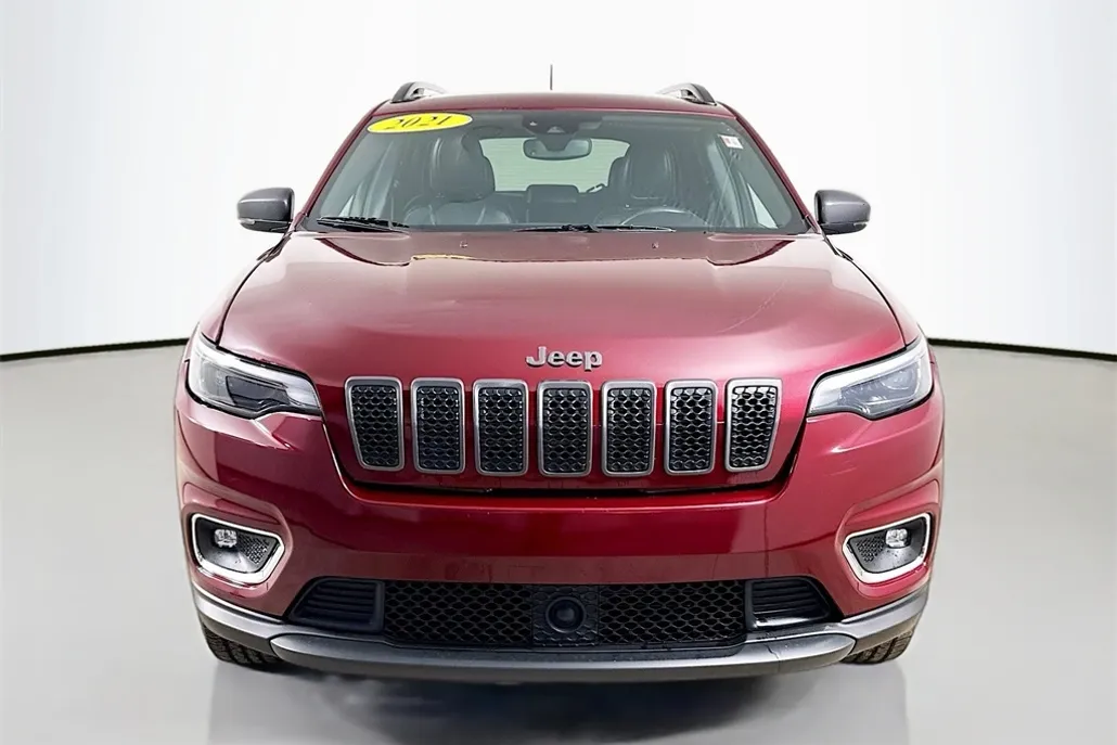 2021 Jeep Cherokee Latitude Lux photo 1