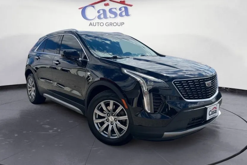 2020 Cadillac XT4 Premium Luxury photo 1