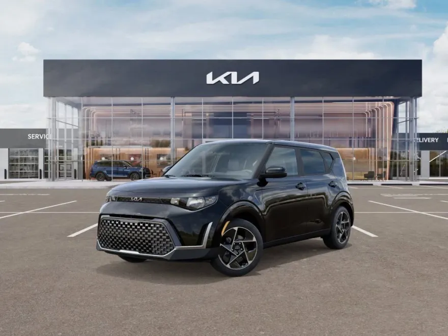2025 Kia Soul EX photo 1