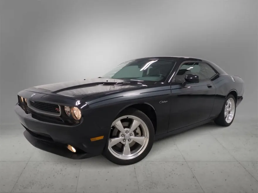 2010 Dodge Challenger R/T Classic photo 1