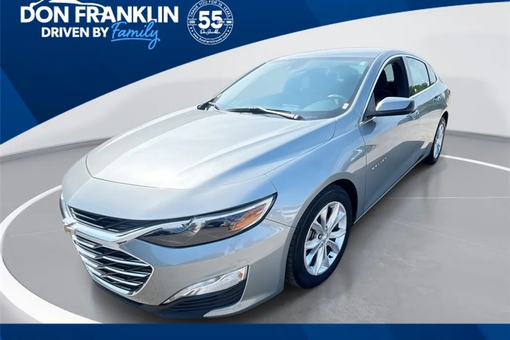 2023 Chevrolet Malibu 1LT photo 1