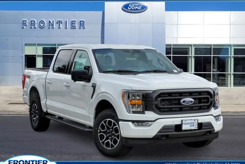 2023 Ford F-150 XLT photo 1