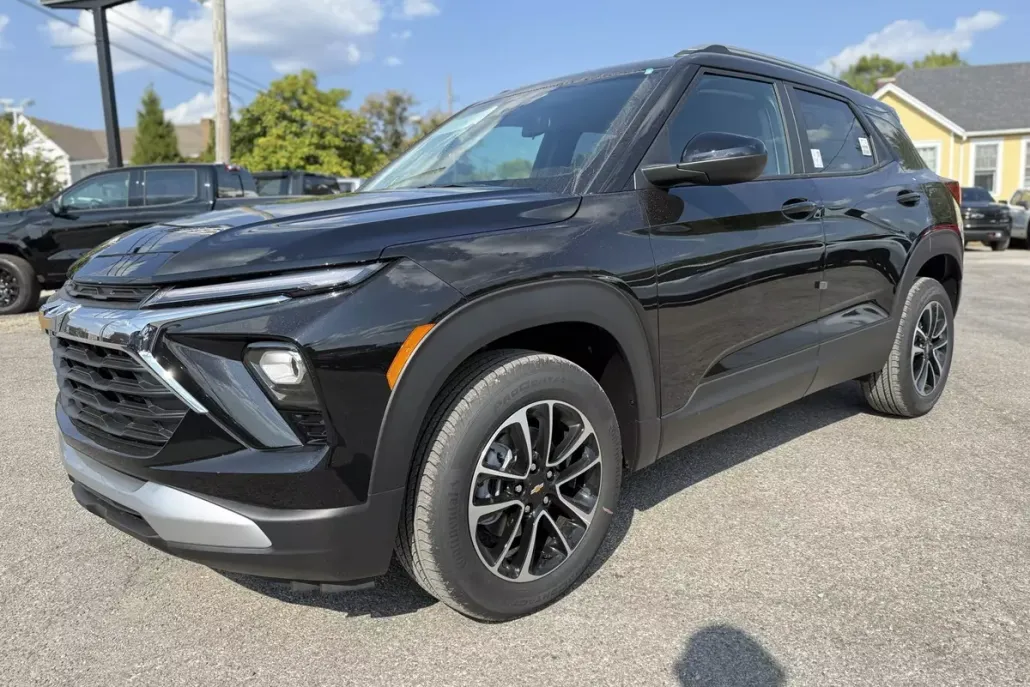 2026 Chevrolet Trailblazer LT photo 1