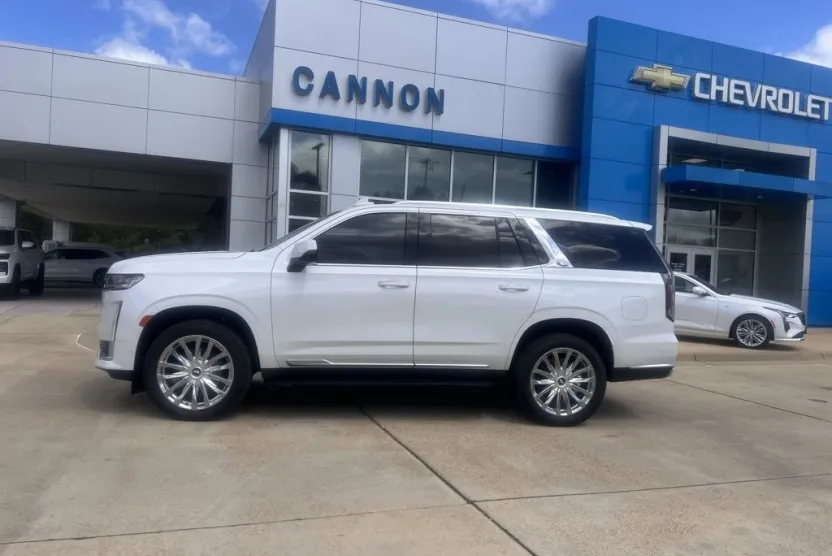 2021 Cadillac Escalade Premium Luxury photo 1