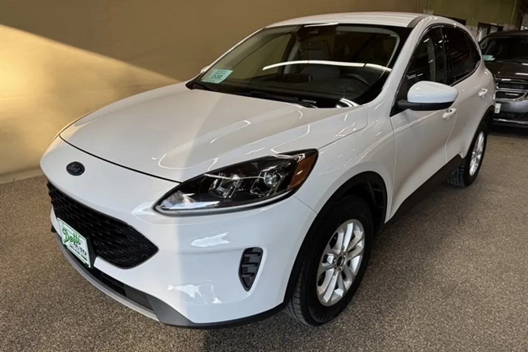 2020 Ford Escape SE photo 1