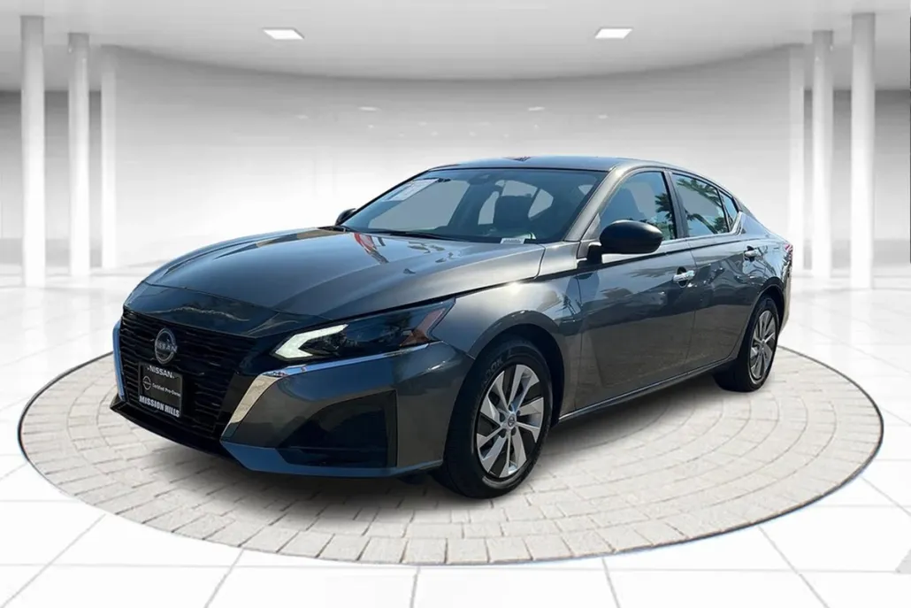 2025 Nissan Altima 2.5 S photo 1