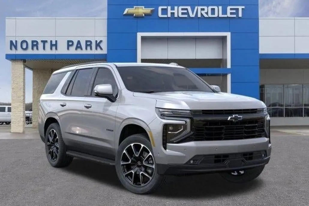 2025 Chevrolet Tahoe RST photo 1
