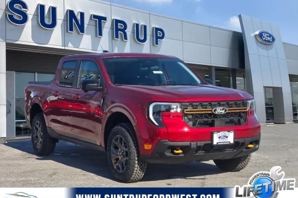 2025 Ford Maverick Tremor photo 1